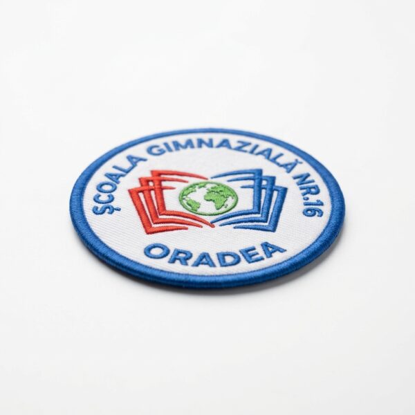 Școala Gimnazială Nr. 16 Oradea Sigla Brodată de Ecusoanele.ro