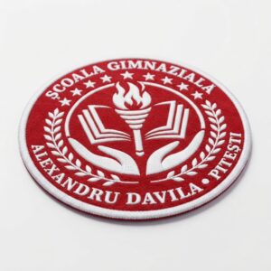 Școala Gimnazială „Alexandru Davila” Pitești (Roșu) Sigla Brodată de Ecusoanele.ro
