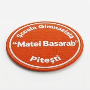 Școala Gimnazială „Matei Basarab” Pitești Sigla Brodată de Ecusoanele.ro